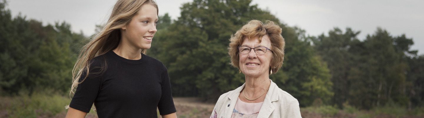 oma met kleindochter